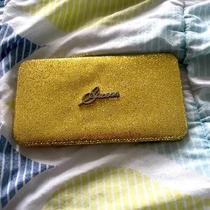 Guess wallet in need of a new owner 🤓